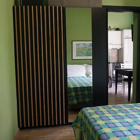 Central, Tranquil, Cool Apartment!