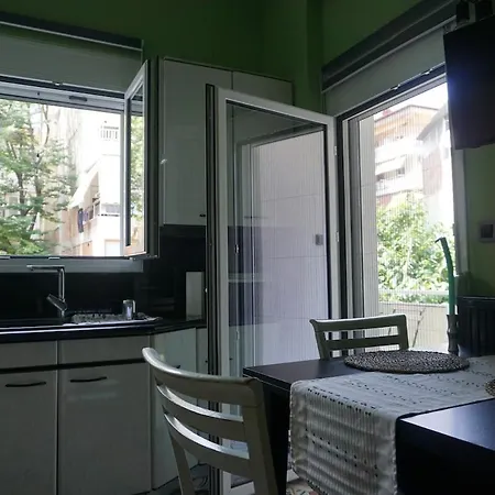 Central, Tranquil, Cool Apartment! Apartmán *