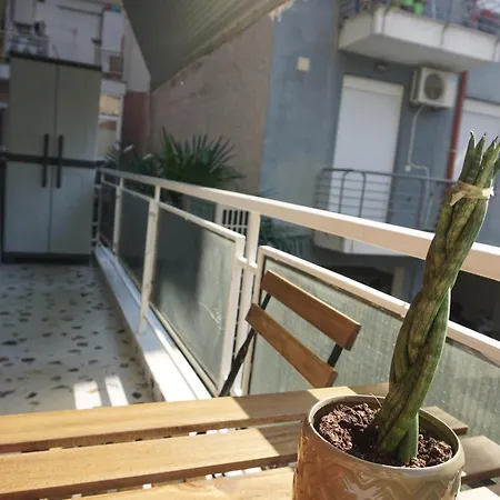 Apartamento Central, Tranquil, Cool Apartment!