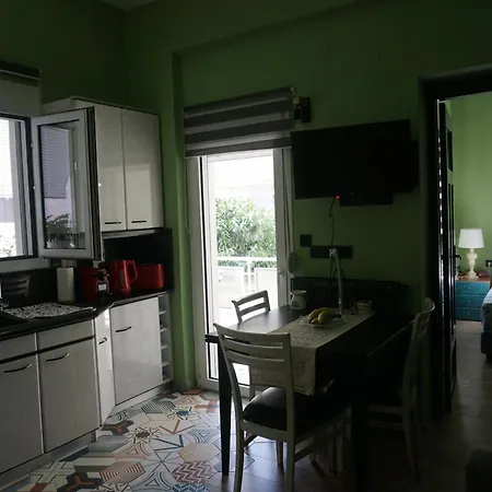 Central, Tranquil, Cool Apartment! Kateríni
